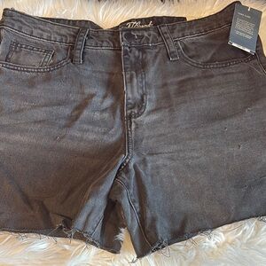 Universal Thread NWT Distressed Jean Shorts